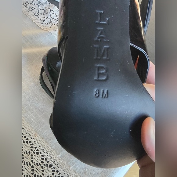 L.A.M.B. 4 inch size 8 heels - Picture 5 of 8